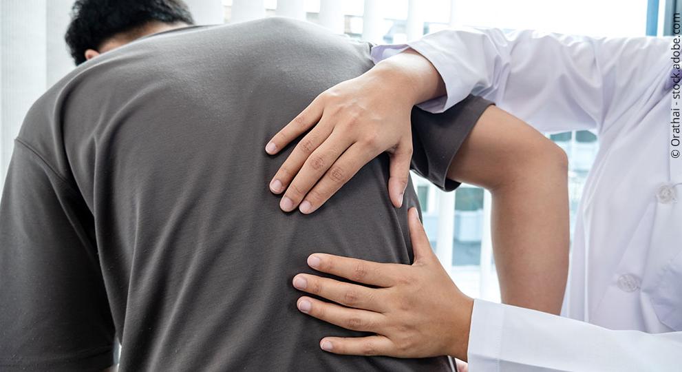 Was hilft bei starken Rückenschmerzen?